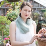 Tulip Fields, in Quince & Co Piper, 2 skeins of San Angelo. Making Magazine
