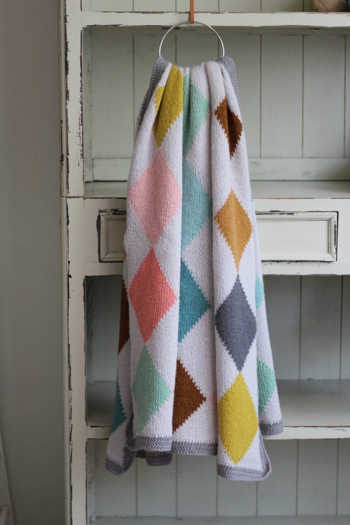 Harlequin Blanket Kit at Loop London