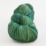 Holo Glitter Yucca 570 at Loop London