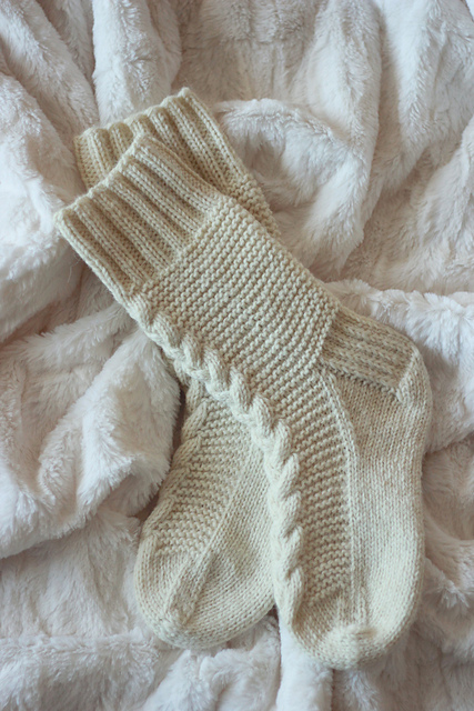 cozy cottage socks by this handmade life on Ravelry