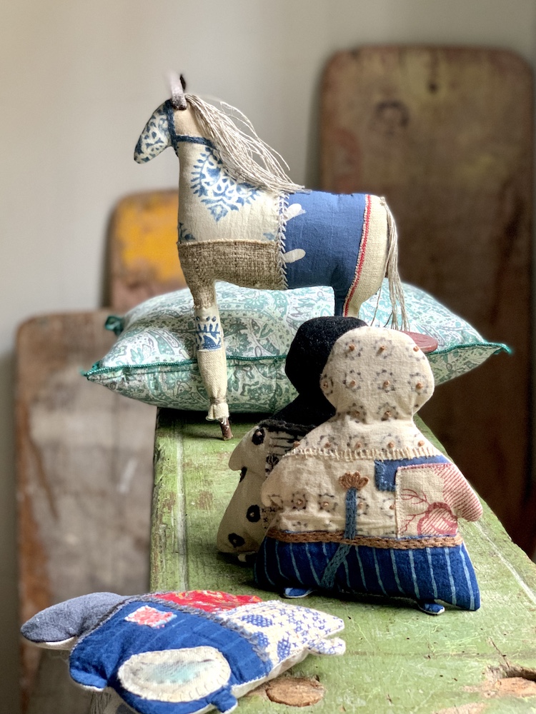 Textile treasures and a new shawl kit