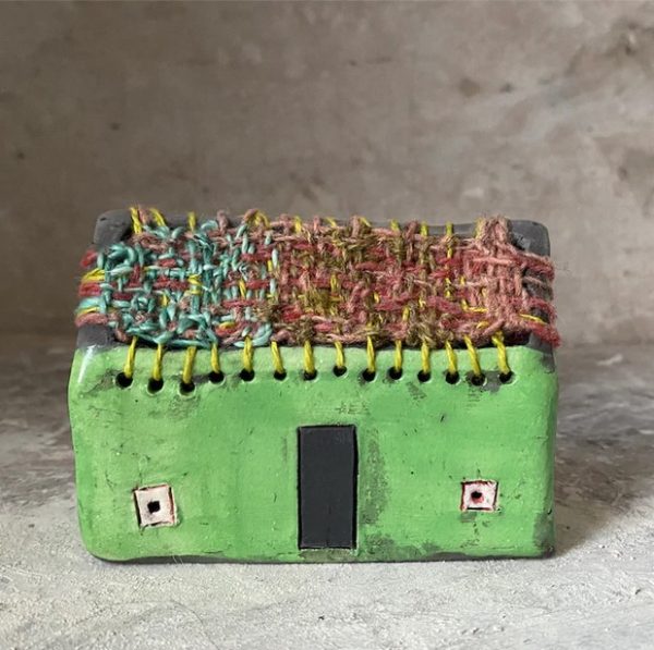 Amanda Banham’s DarnedBeautiful Houses and Fabulous Things From